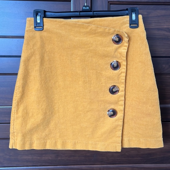 Francesca's Collections Dresses & Skirts - Francesca’s Miami Yellow Corduroy Skirt